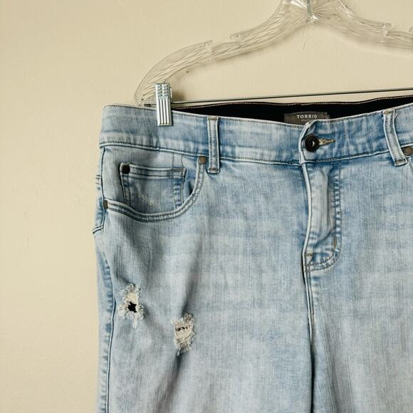 Torrid Bombshell Skinny Cropped Premium Stretch Jeans light wash woman’s 18 - Picture 2 of 10